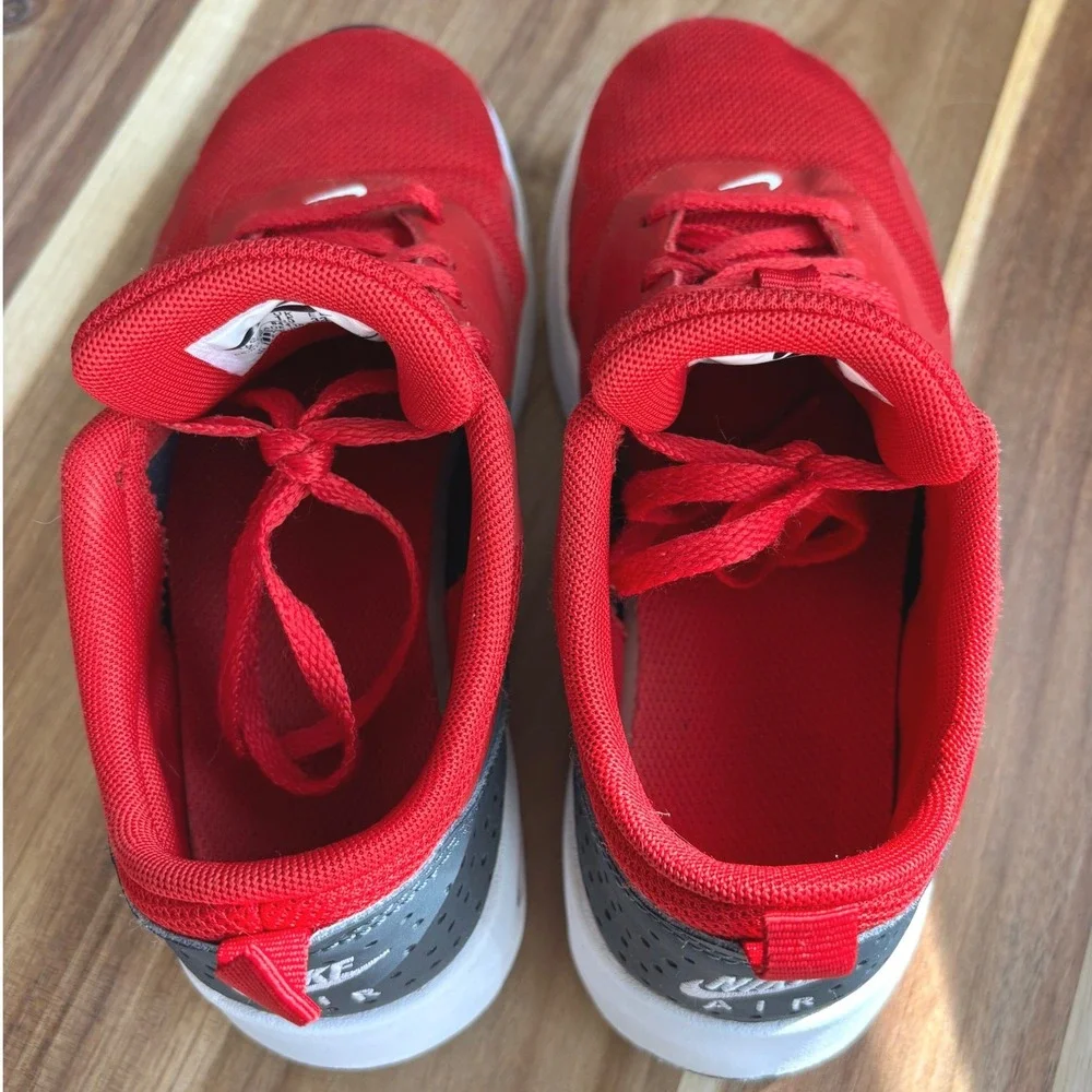 Nike Air Max Tavas Kids Red Black Sneakers 844104-600